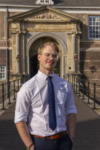 Een foto van voorzitter David van der Veer