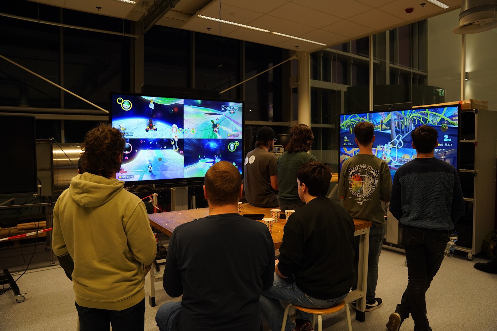 /images/activities/2025-03-18-mario-kart/3__mariokart-3.jpg